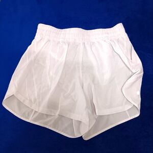 Lululemon Athletica Women's Tracker Shorts (Size 10)